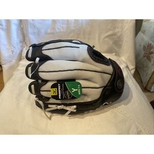 Mizuno Finch Fastpitch Power Close 11in Softball RHT Glove GPP1105F3 Black White